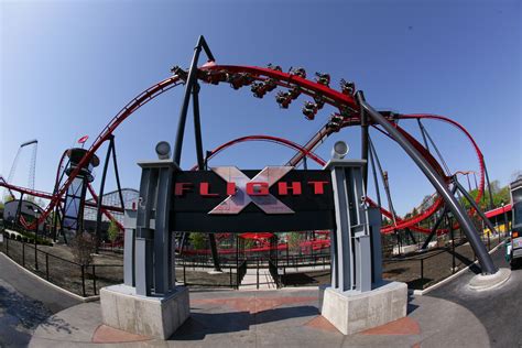 Six flags gurnee illinois - Find your way to attractions, services, and food on this map of Six Flags Great America theme park in Chicago, IL. 